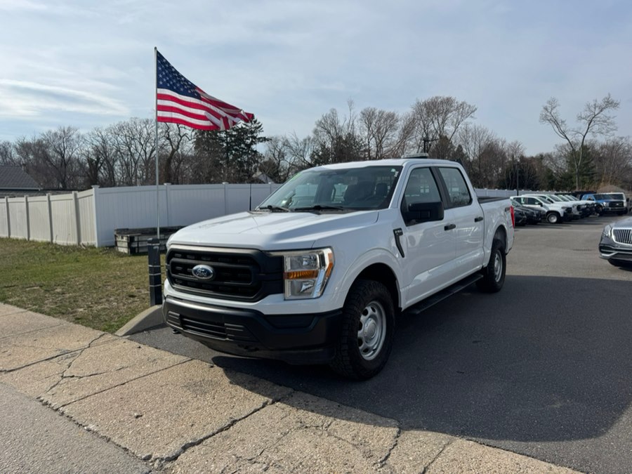 View vehicle photo 3