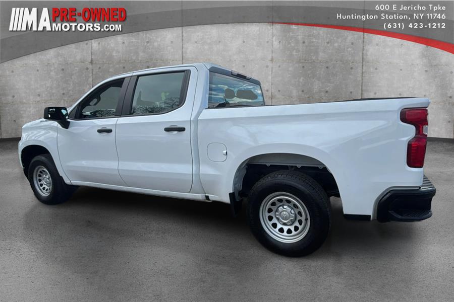 View vehicle photo 7