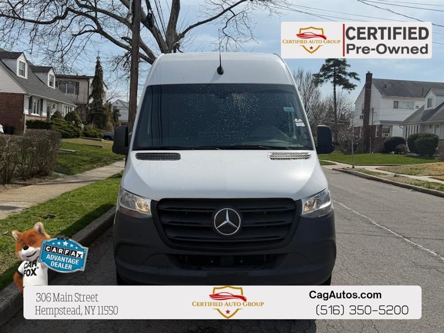 Arctic White 2024 Mercedes-Benz eSprinter 2500 170 High Roof Cargo HO RWD Van Rear-Wheel Drive Automatic