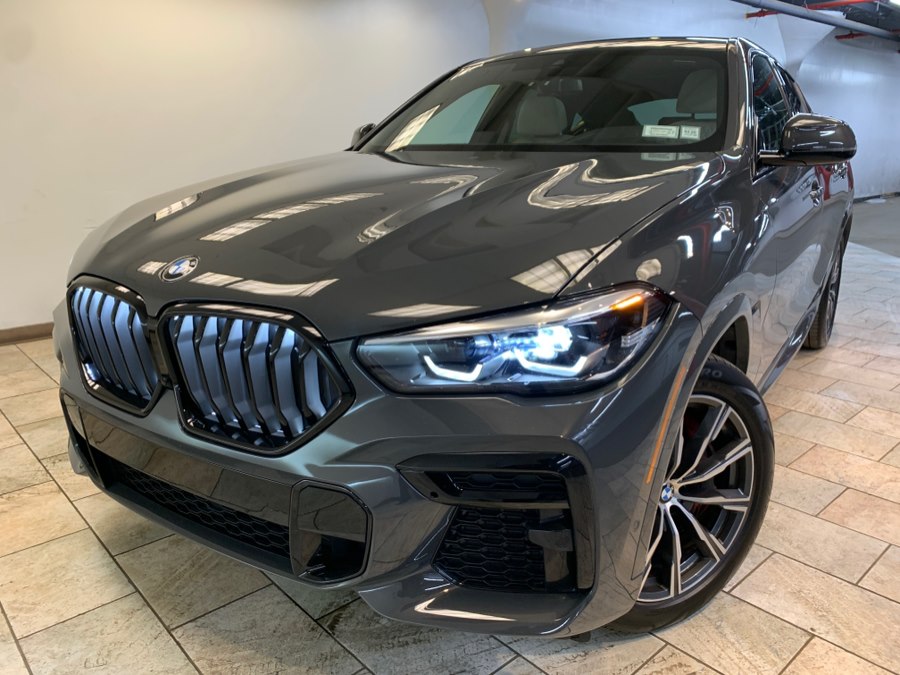 Gray (Dravit Grey Metallic) 2023 BMW X6 M50i AWD SUV / Crossover All-Wheel Drive Automatic