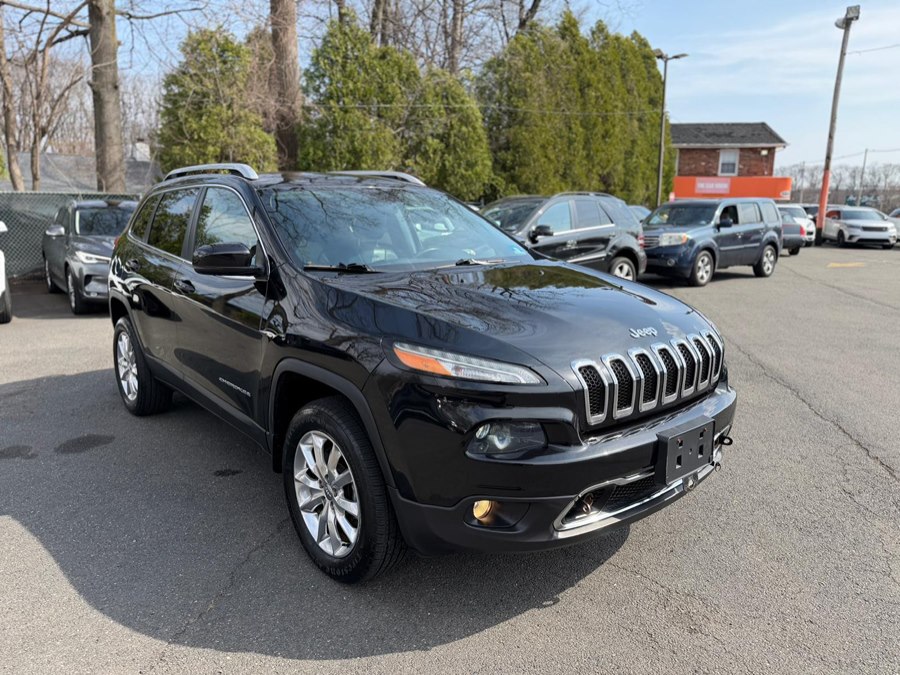 View vehicle photo 4