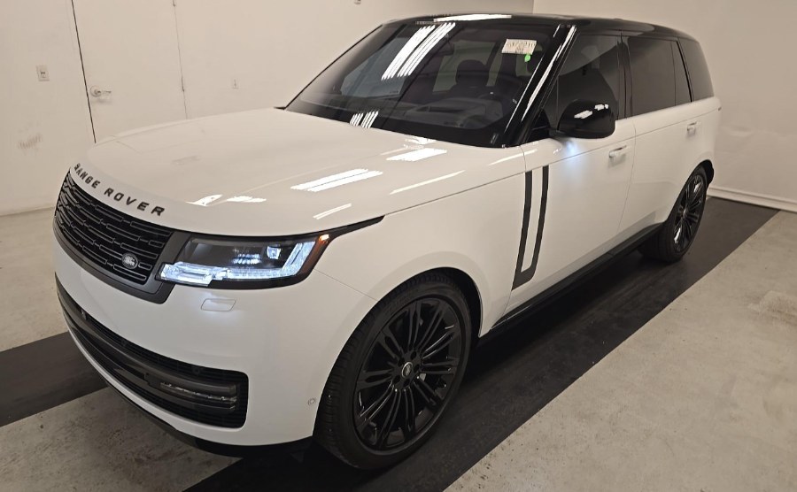 Fuji White 2023 Land Rover Range Rover P400 SE LWB AWD SUV / Crossover All-Wheel Drive Automatic