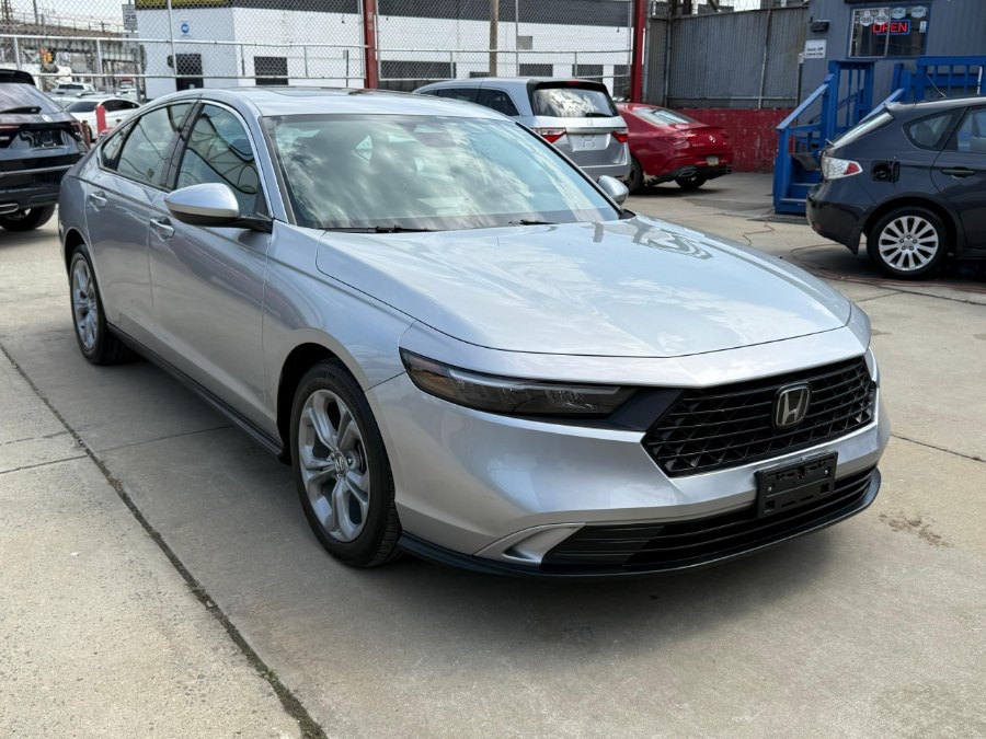 Gray 2024 Honda Accord EX FWD Sedan Front-Wheel Drive Automatic