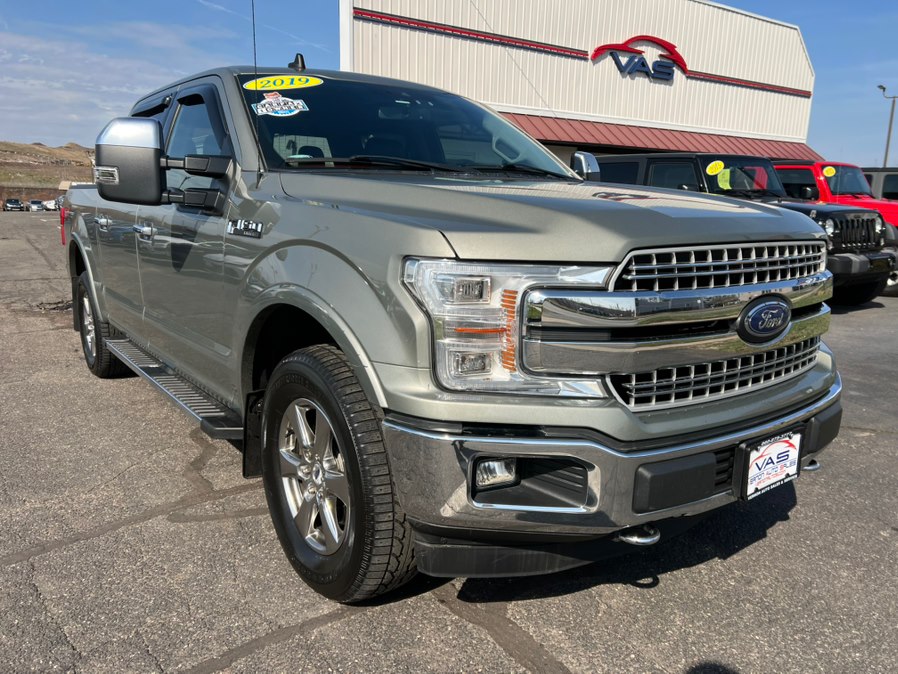 View vehicle photo 3