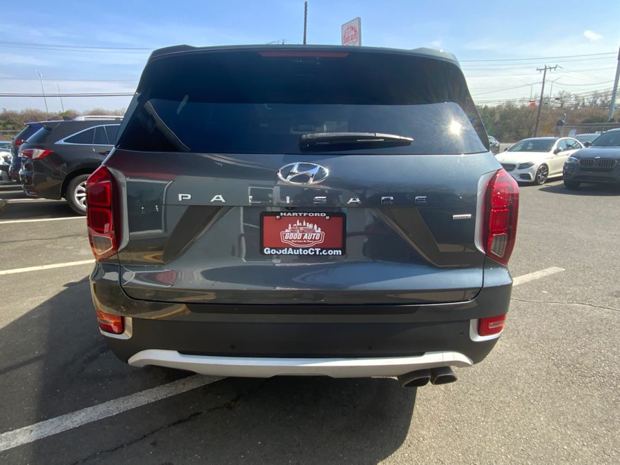 View vehicle photo 6