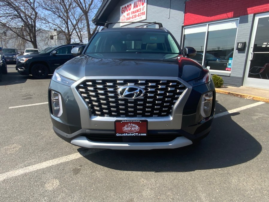 View vehicle photo 2