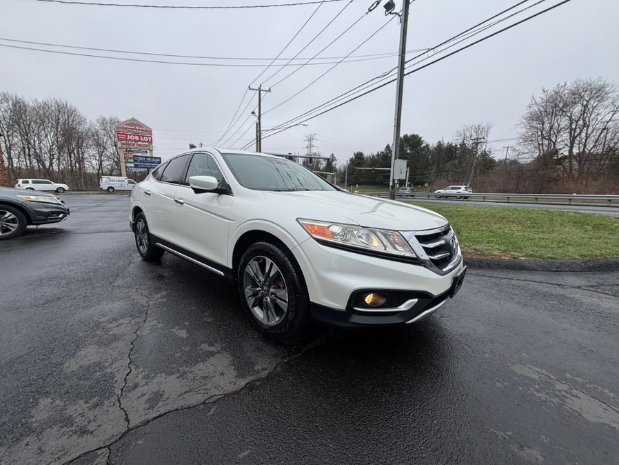 View vehicle photo 5