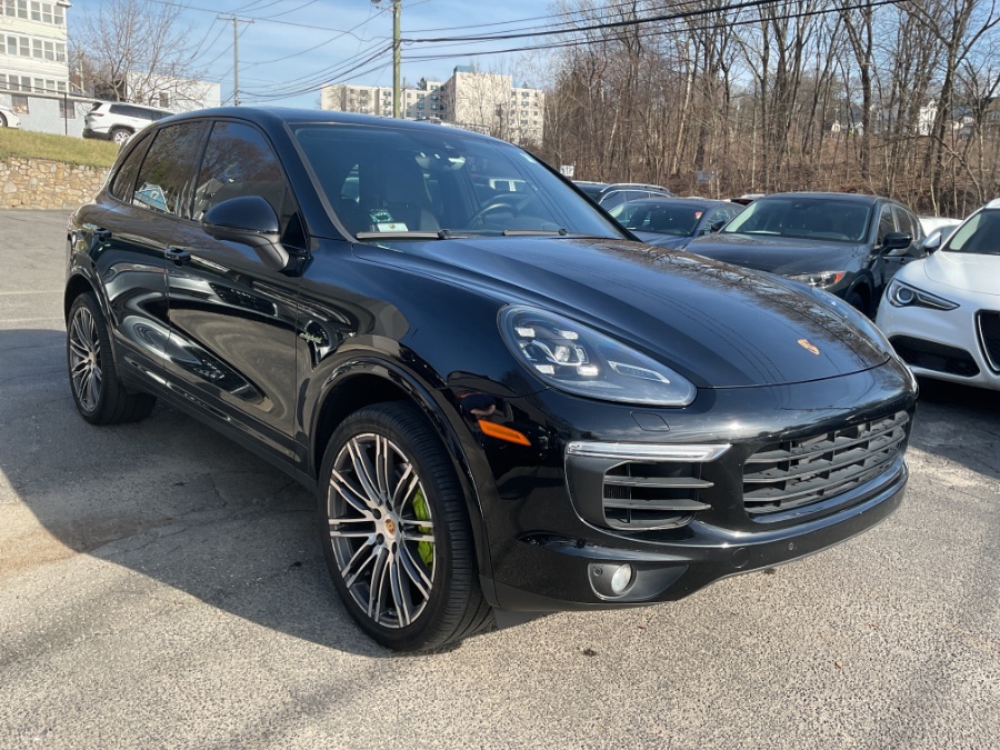 Black 2017 Porsche Cayenne Platinum Edition AWD SUV / Crossover All-Wheel Drive Automatic