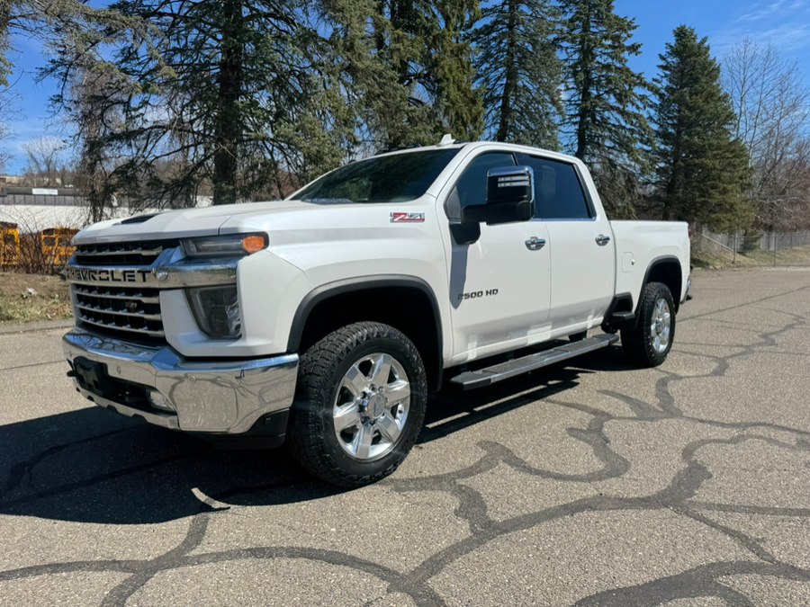 View vehicle photo 6