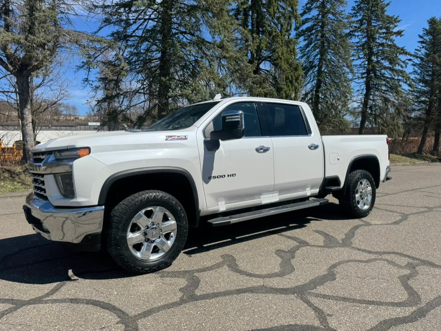 View vehicle photo 7