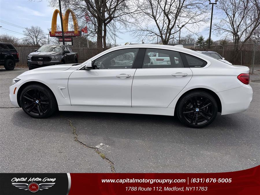 View vehicle photo 4