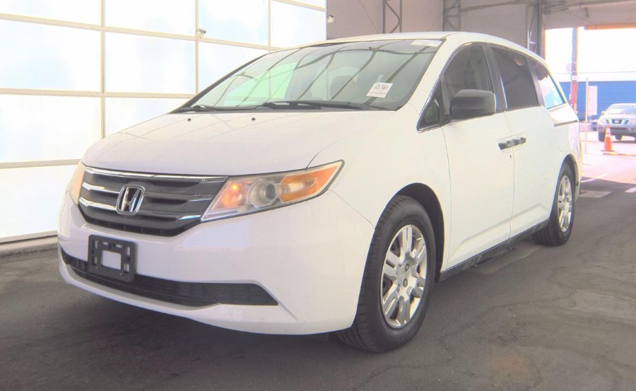 View vehicle photo 2