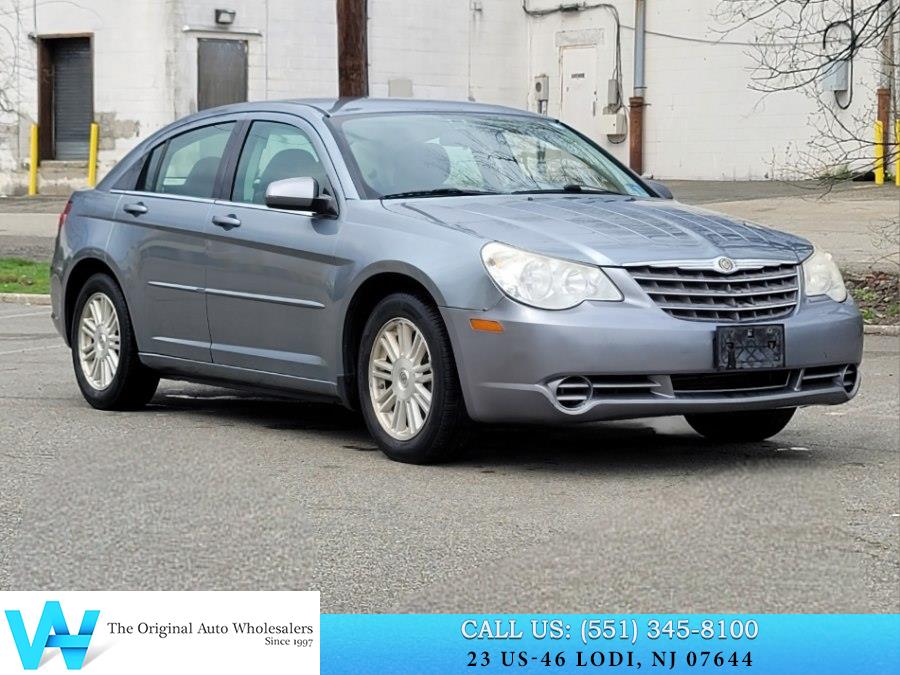Silver 2007 Chrysler Sebring Touring Sedan FWD Sedan Front-Wheel Drive Automatic