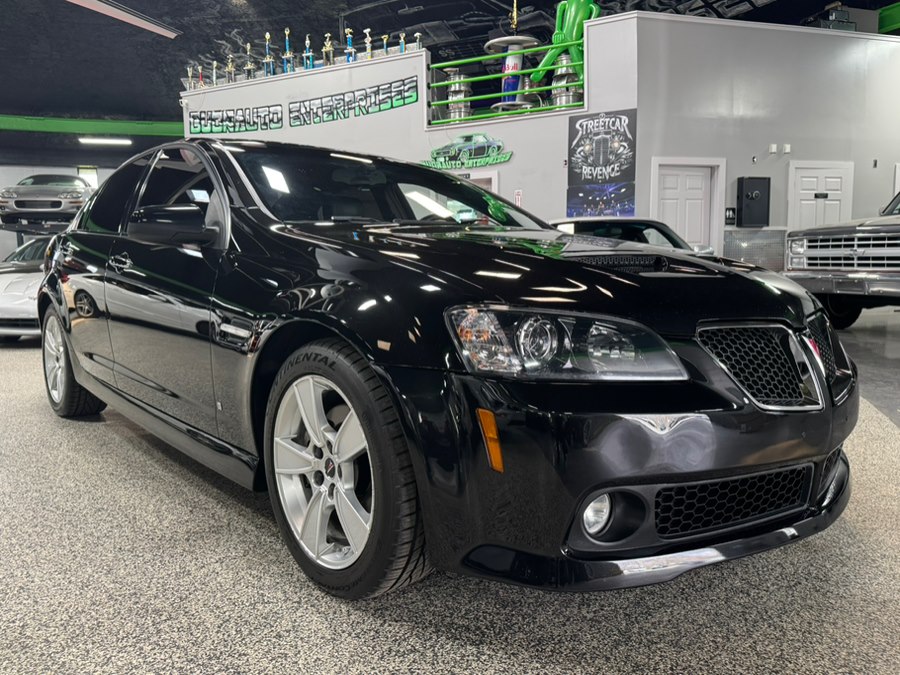 Panther Black Metallic 2009 Pontiac G8 GT Sedan Rear-Wheel Drive Automatic