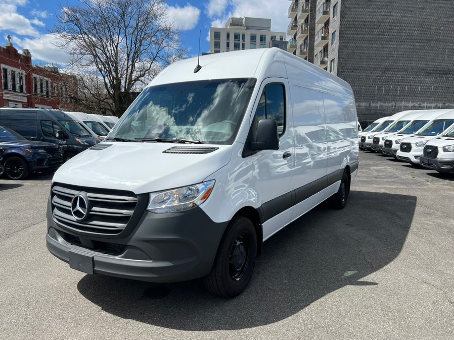 Arctic White 2025 Mercedes-Benz Sprinter Cargo 2500 170 High Roof RWD Van Rear-Wheel Drive Automatic