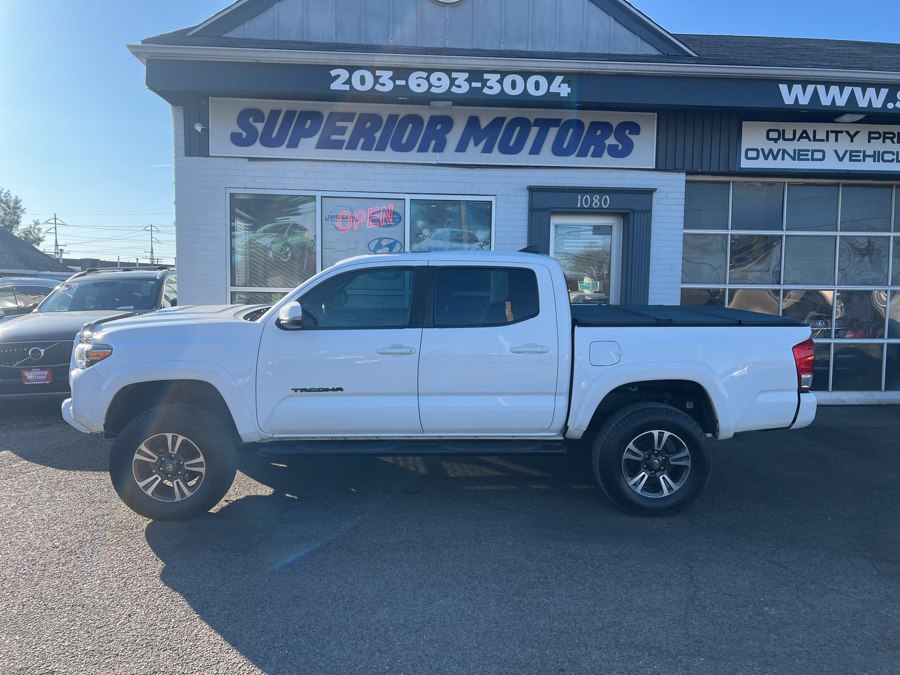 Super White 2019 Toyota Tacoma TRD Sport Double Cab 4WD Pickup Truck Four-Wheel Drive Automatic