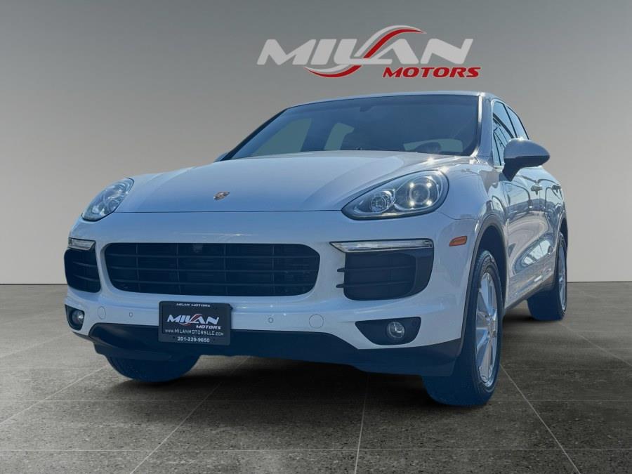 Carrara White Metallic 2017 Porsche Cayenne AWD SUV / Crossover All-Wheel Drive Automatic