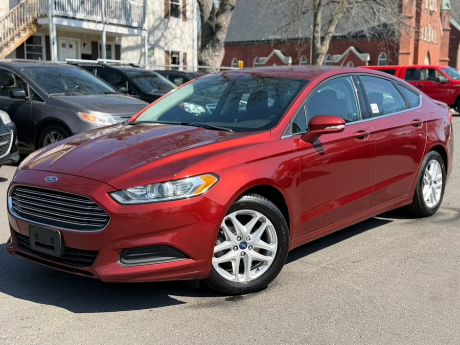 Ruby Red Metallic Tinted Clearcoat 2014 Ford Fusion SE Sedan Front-Wheel Drive Automatic
