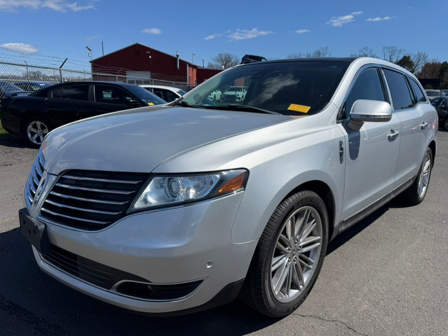 Ingot Silver Metallic 2019 Lincoln MKT Reserve AWD SUV / Crossover All-Wheel Drive Automatic