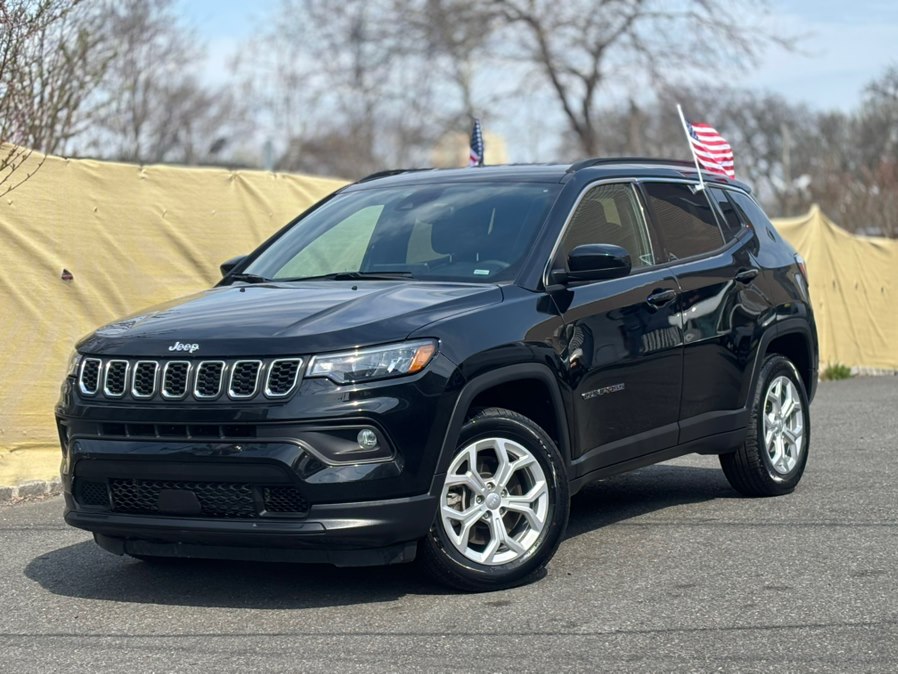 Black 2024 Jeep Compass Latitude 4WD SUV / Crossover Four-Wheel Drive Automatic