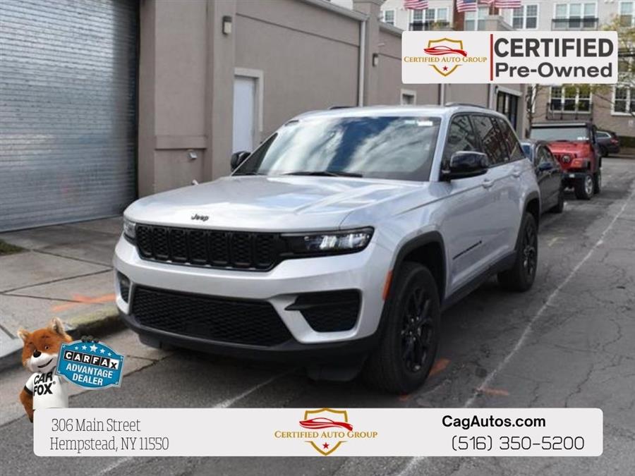 Silver Zynith 2025 Jeep Grand Cherokee Altitude 4WD SUV / Crossover Four-Wheel Drive Automatic