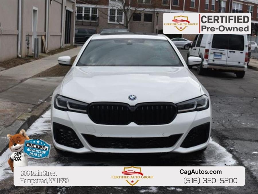 Alpine White 2023 BMW 5 Series 530e Hybrid Plug-in RWD Sedan Rear-Wheel Drive Automatic