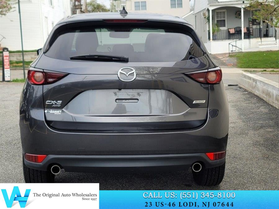 View vehicle photo 5