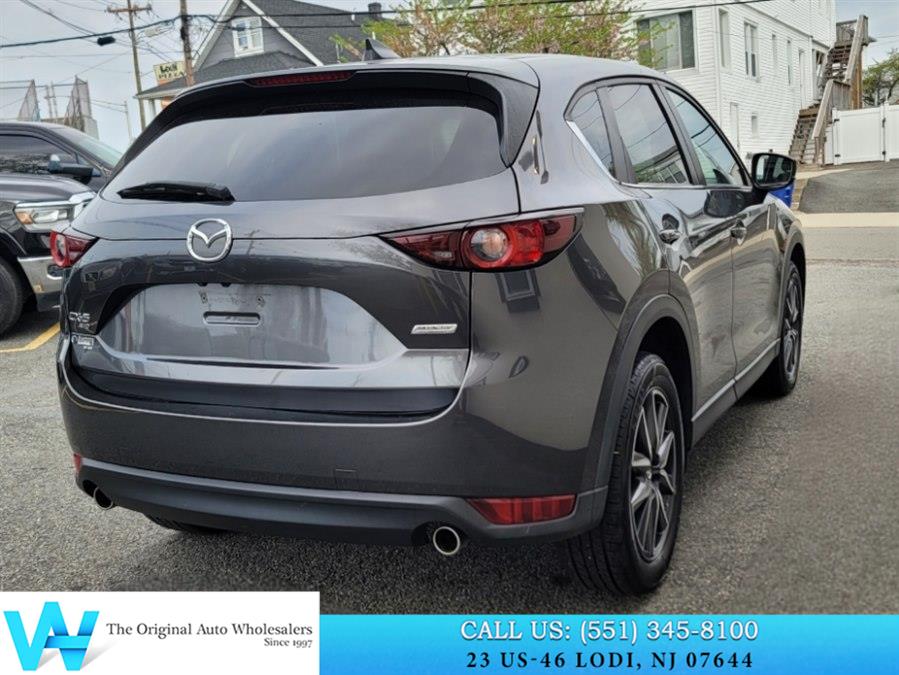 View vehicle photo 6