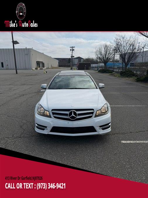 2013 Mercedes-Benz C-Class C250 Sport's photo