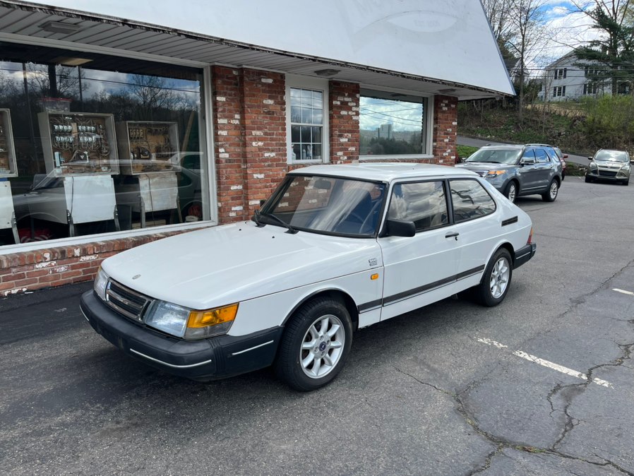 White 1991 Saab 900 Coupe Manual
