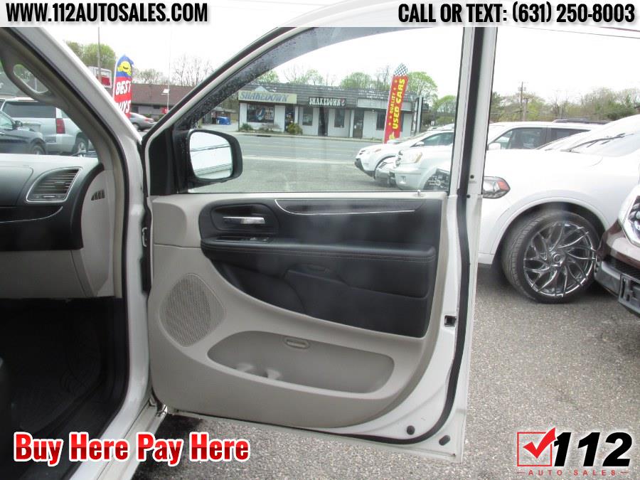 2013 Chrysler Town & Country Touri