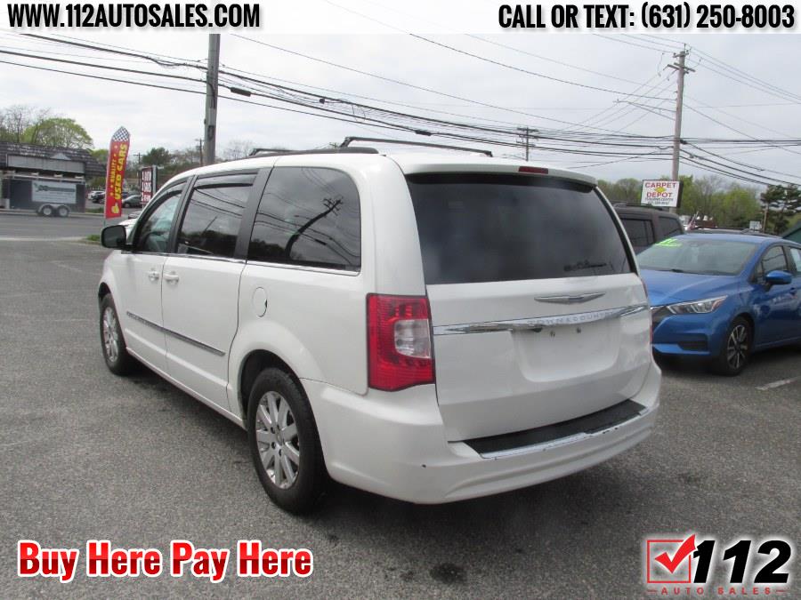 2013 Chrysler Town & Country Touri