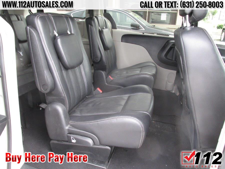2013 Chrysler Town & Country Touri