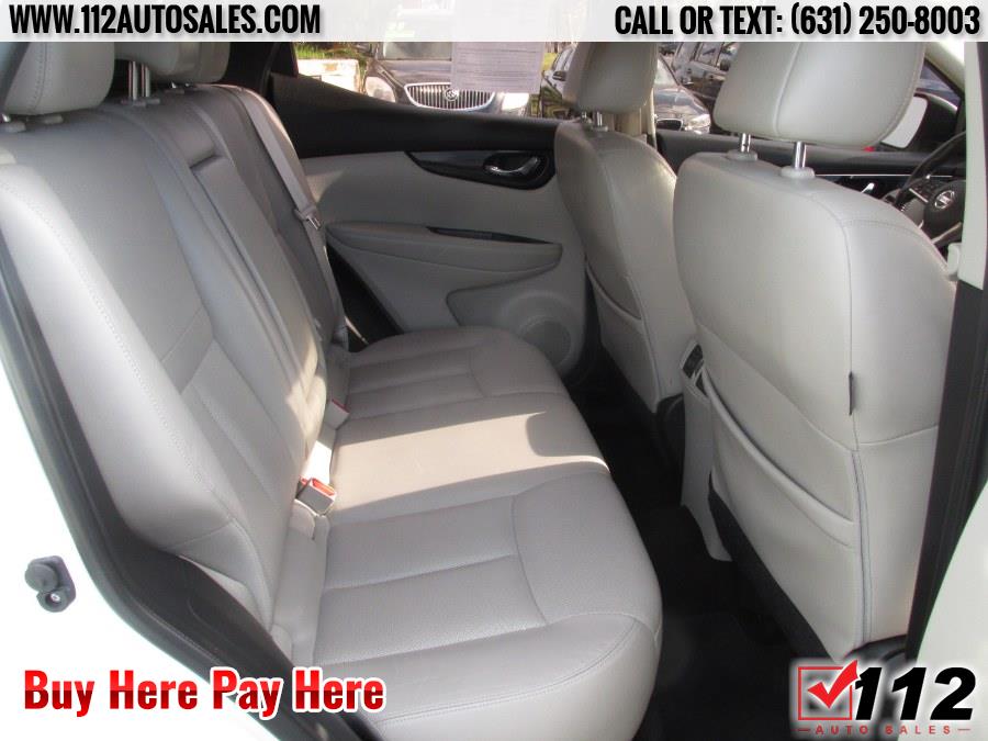 2018 Nissan Rogue Sport S; Sl