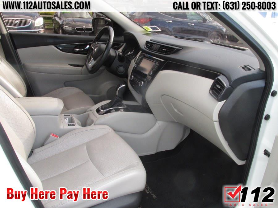 2018 Nissan Rogue Sport S; Sl