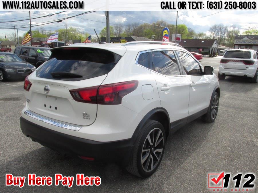2018 Nissan Rogue Sport S; Sl