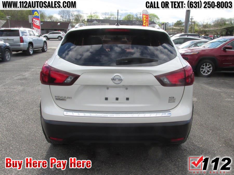 2018 Nissan Rogue Sport S; Sl
