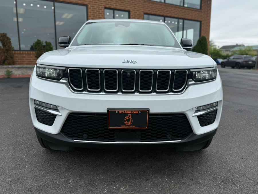 View vehicle photo 5