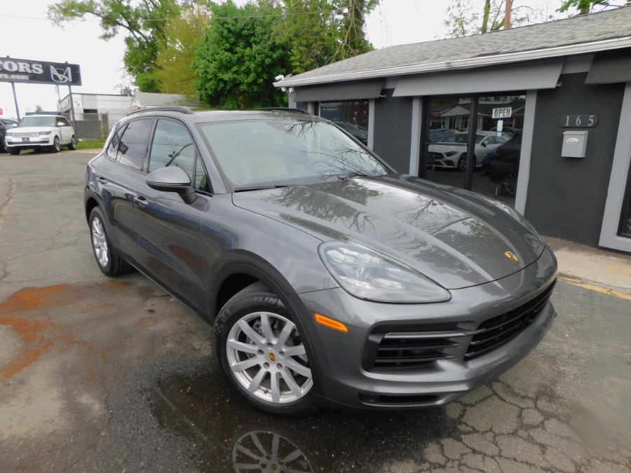 2019 Porsche Cayenne -'s photo