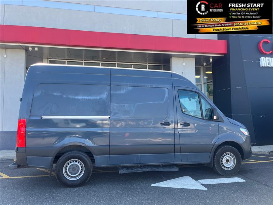 View vehicle photo 7