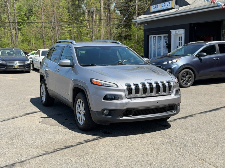 View vehicle photo 4