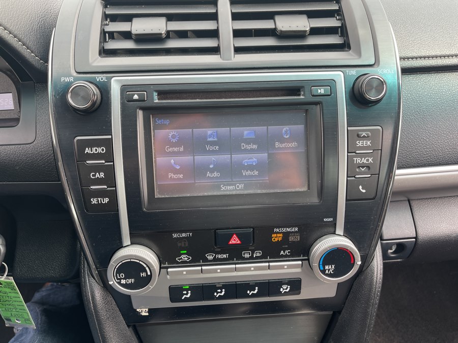 View vehicle photo 7