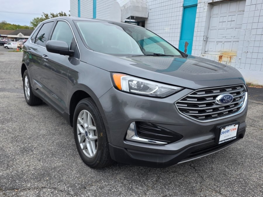 View vehicle photo 7