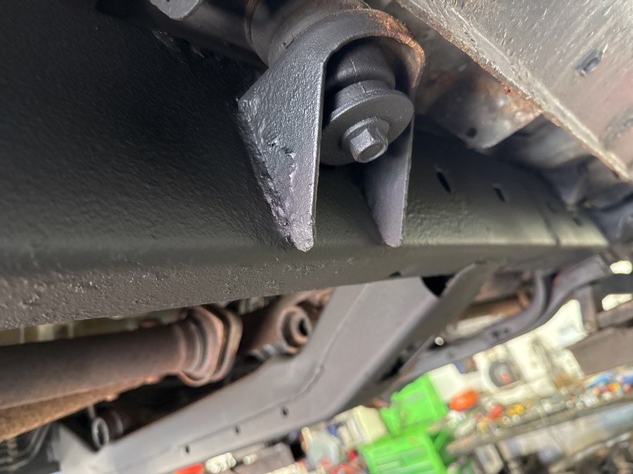 View vehicle photo 7