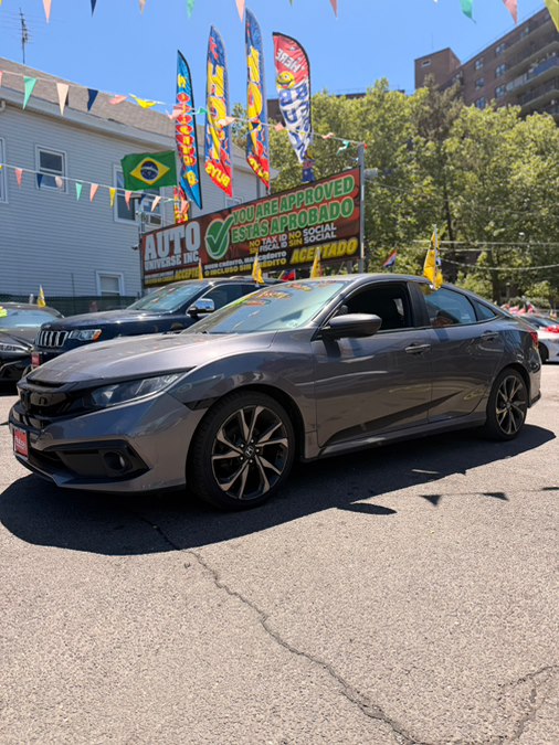 View vehicle photo 4