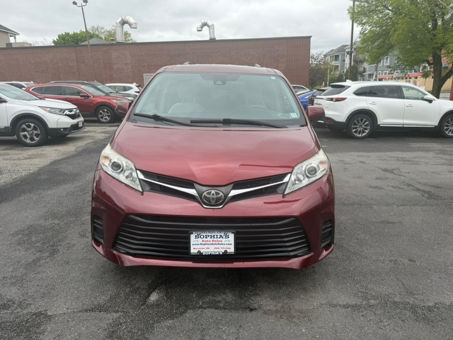 View vehicle photo 3