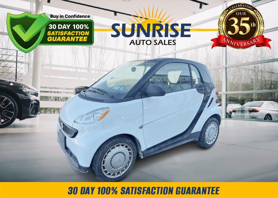 2013 smart fortwo pure's photo