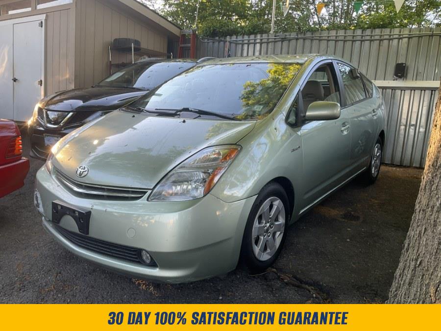 2009 Toyota Prius Hybrid Touring's photo