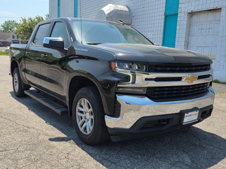 View vehicle photo 7