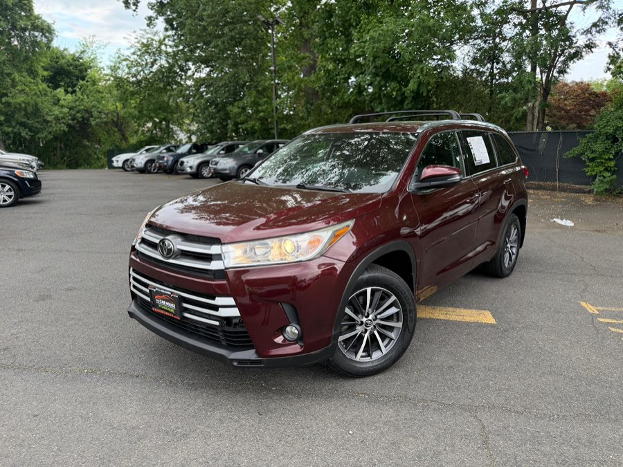 Salsa Red Pearl 2018 Toyota Highlander XLE AWD SUV / Crossover All-Wheel Drive Automatic